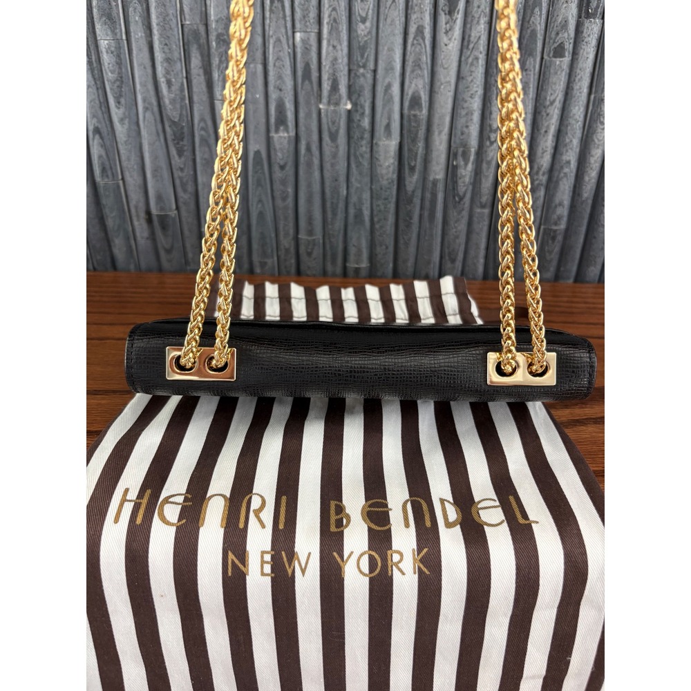 Henri Bendel Black Saffiano Leather Chain Crossbody Bag Gold Hardware Dust Bag - Picture 4 of 8